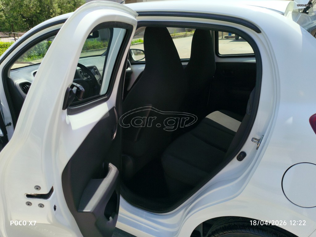 Peugeot_108_13