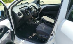Peugeot_108_11